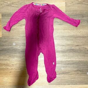 Magnetic Me Footed Sleeper- Modal Ruffle - 6-9mo